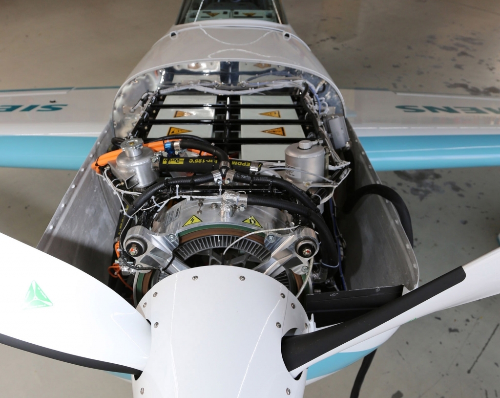 Magnus EFusion Exterior