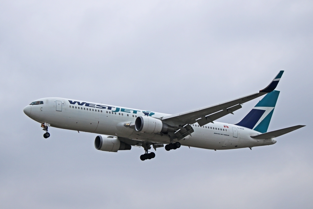 Boeing 767300ER Specs
