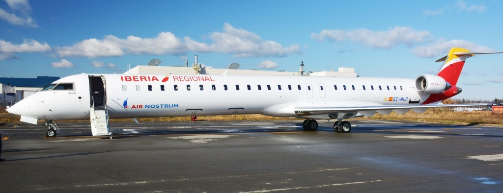 Bombardier CRJ1000 Spy Shots