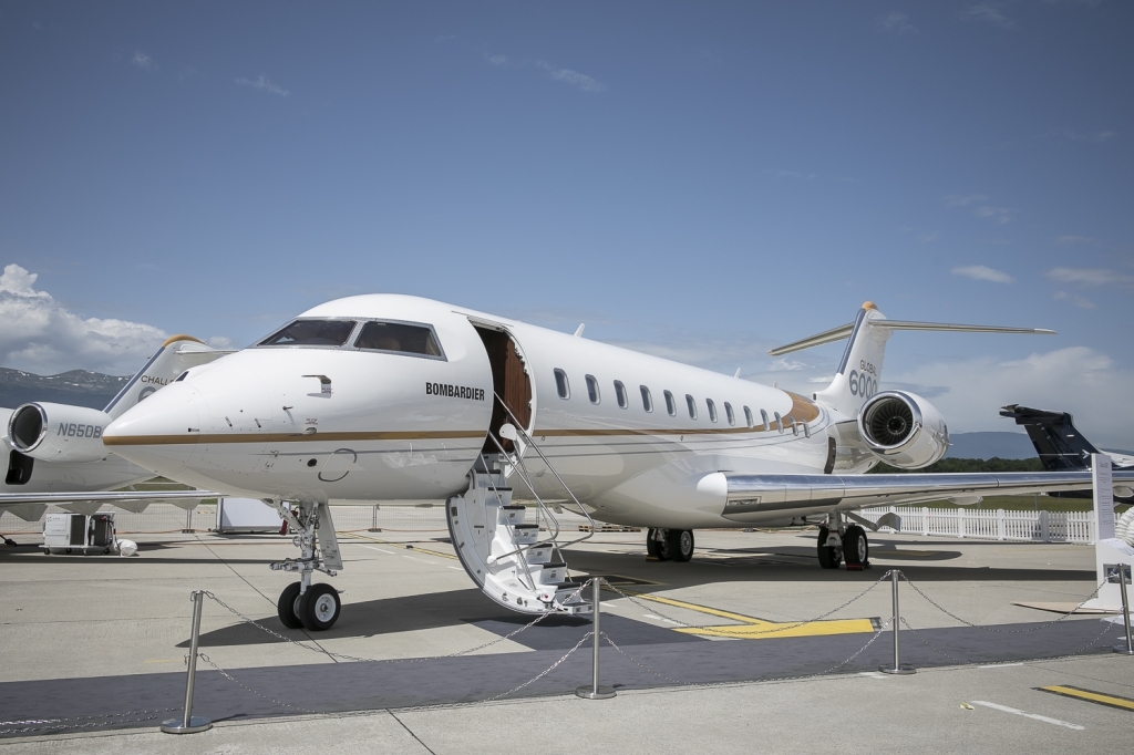 Bombardier Global 6000 Spy Photos