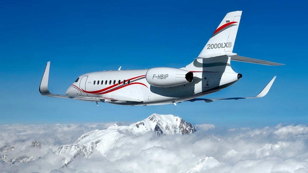 Dassault Falcon 2000LXS Exterior