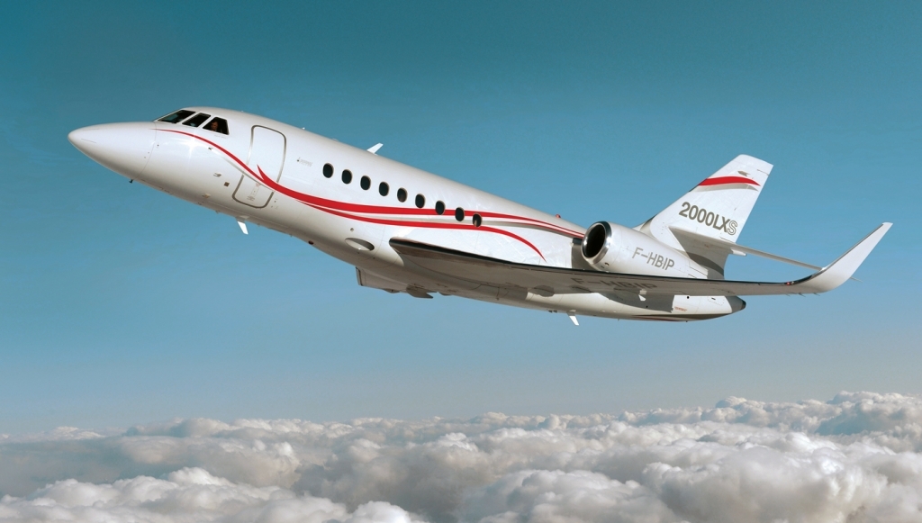 Dassault Falcon 2000LXS Pictures