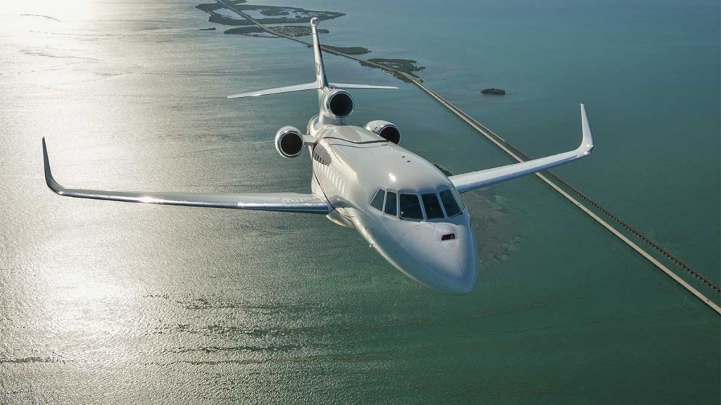 Dassault Falcon 900LX Exterior