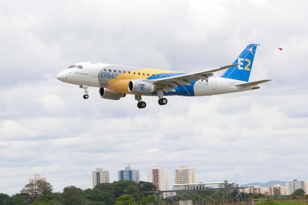 Embraer E175E2 Spy Shots