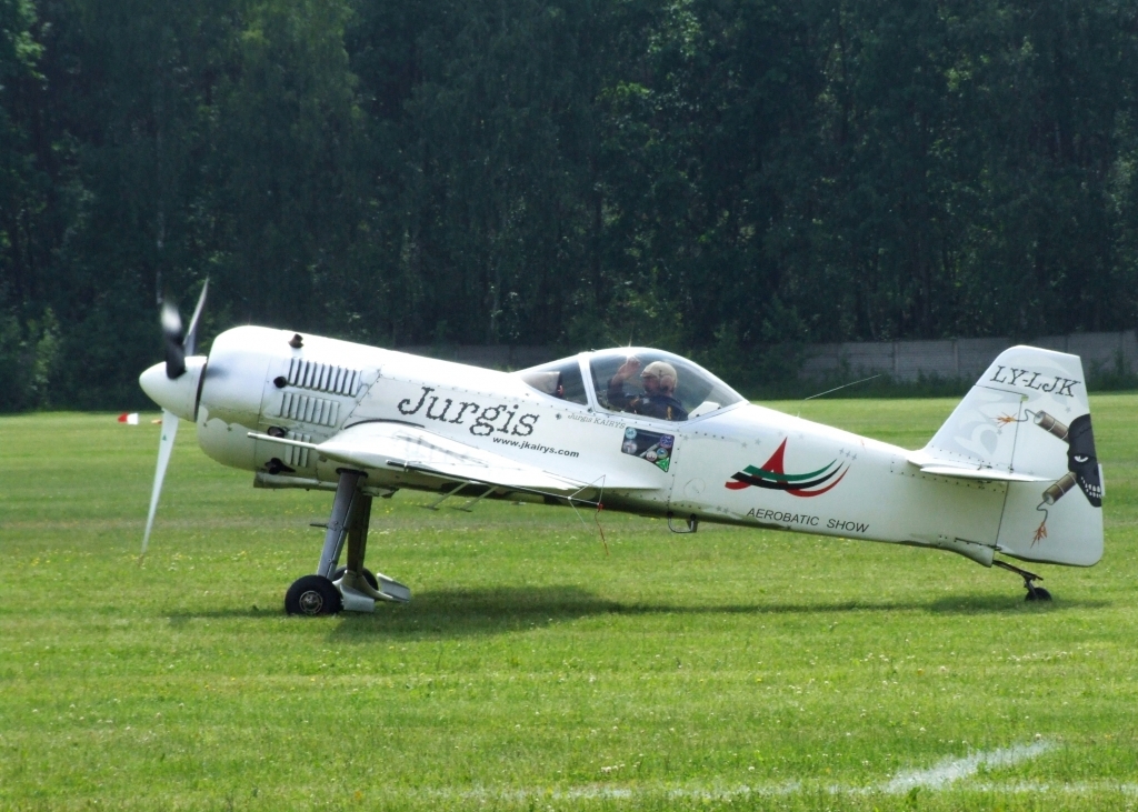 Sukhoi Su80 Interior
