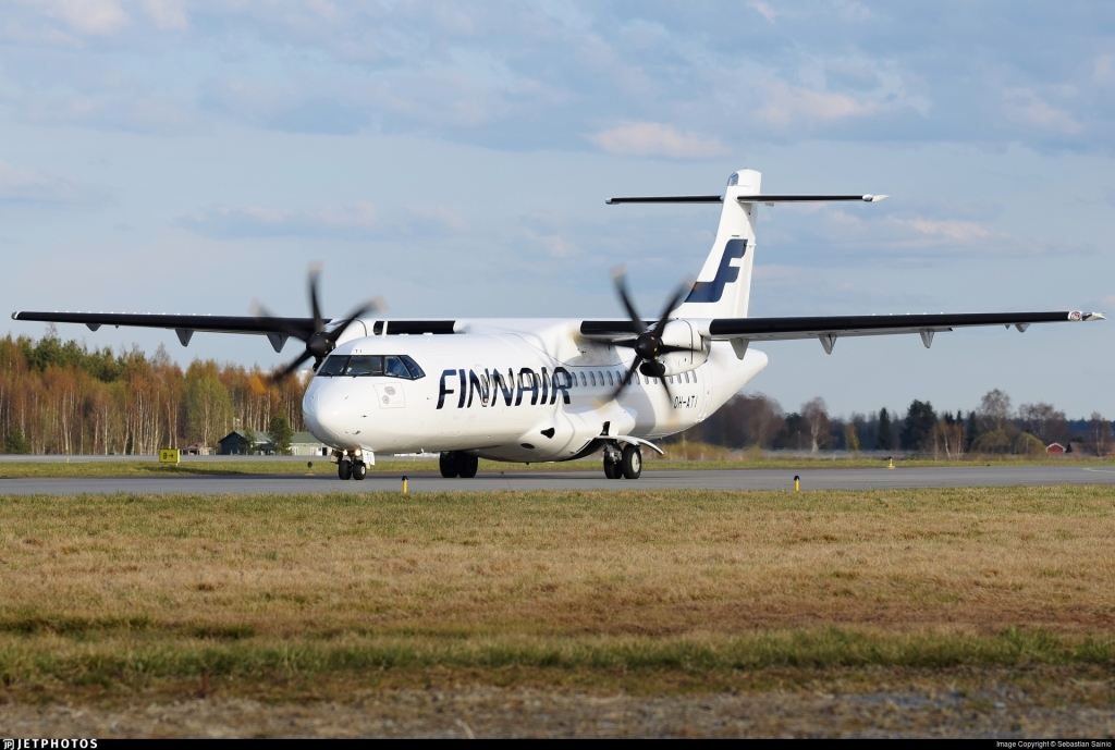 ATR 72-500 Inside, Cabin, Specs, and also Price - Airplanes Daily