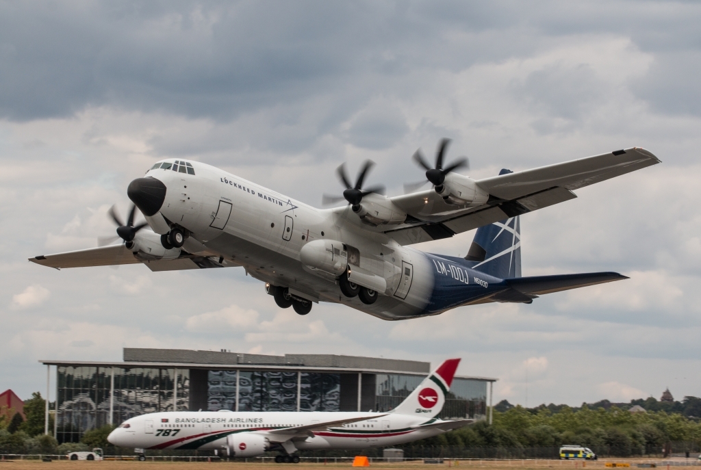 Lockheed Martin LM100J Super Hercules Spy Photos