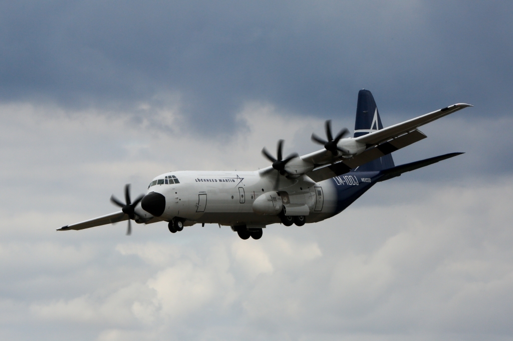 Lockheed Martin LM100J Super Hercules Spy Shots