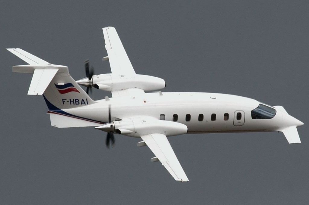 Piaggio P180 Avanti EVO Images